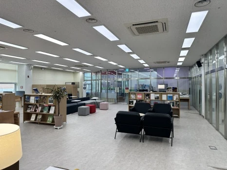 전화와 화상회의용 독립 공간 설치 전 한국전통문화대학교 도서관